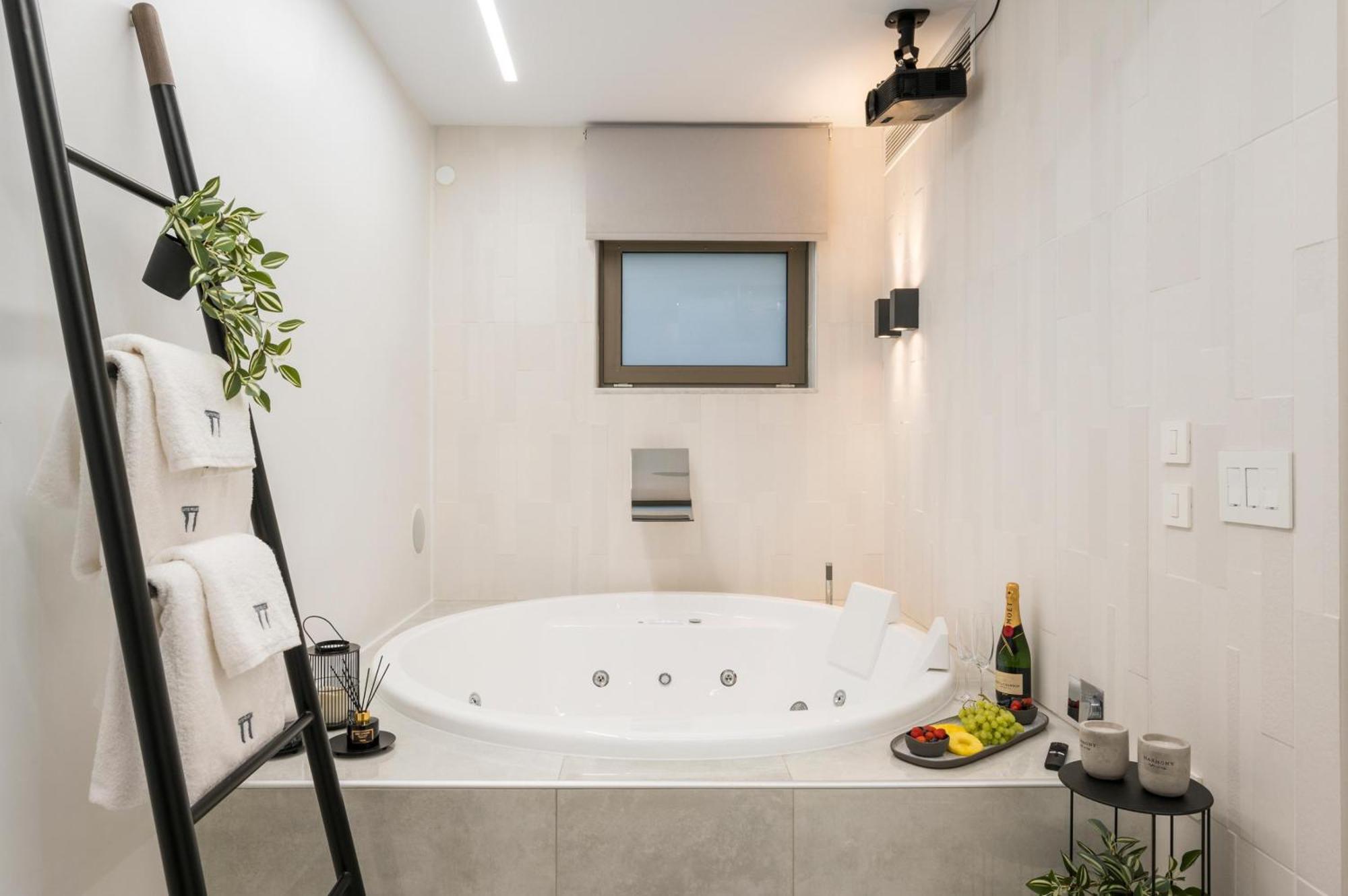 Π Suite Project: Smart Bnb Chania  Exterior photo